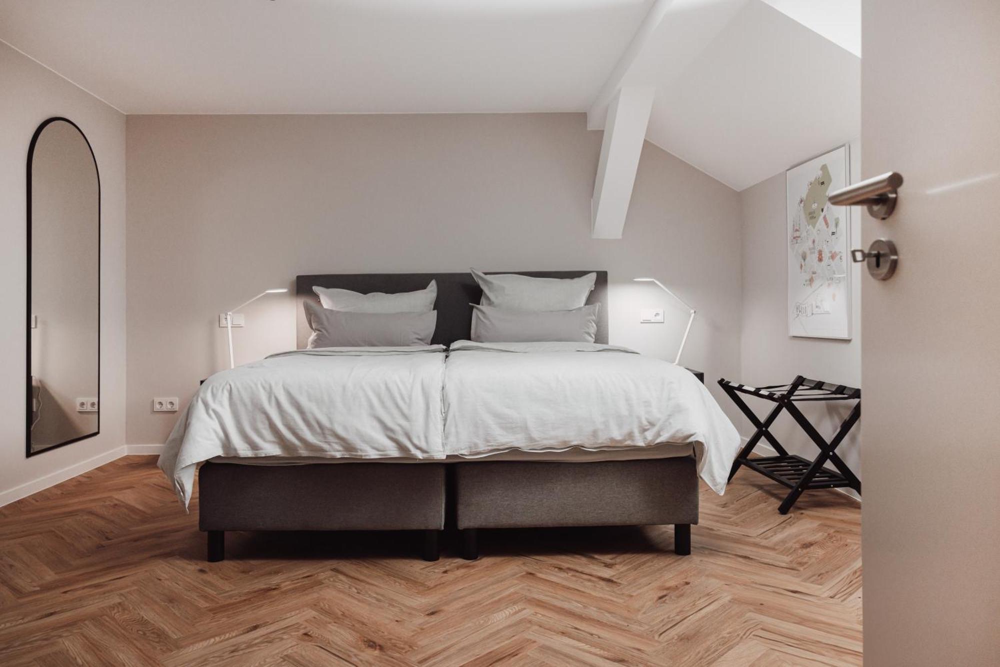 Dom Apartment III - Modern & Zentral Mit Kostenfreiem Parkplatz Фульда Экстерьер фото